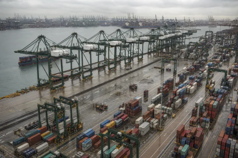 Slipping to Third: What Ningbo-zhoushan’s Shock Rise Means for Singapore’s Port Future in 2026